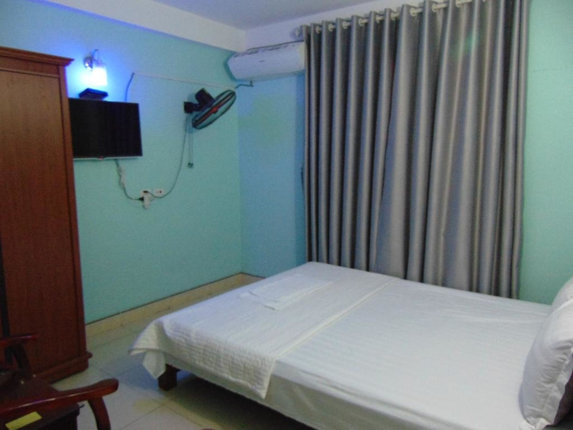 Noi Bai Golden Hotel Екстериор снимка
