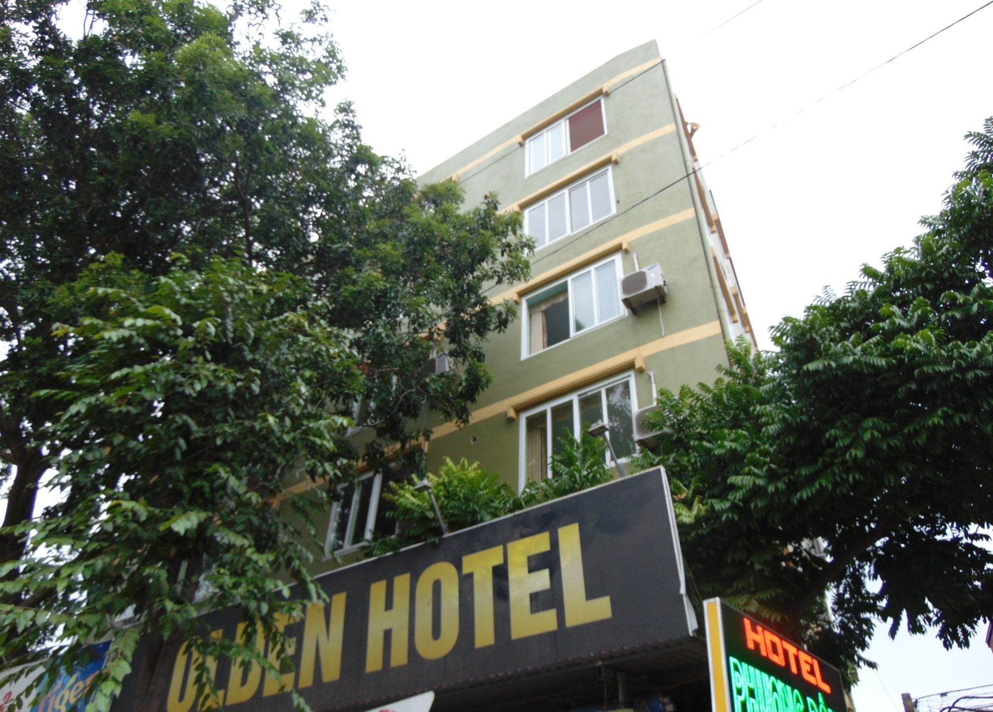 Noi Bai Golden Hotel Екстериор снимка