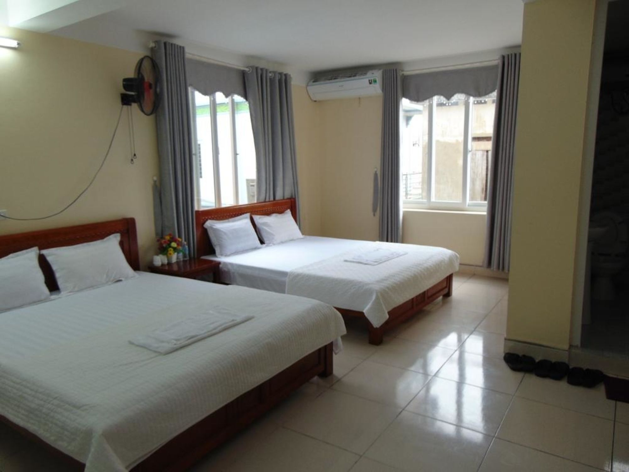 Noi Bai Golden Hotel Екстериор снимка