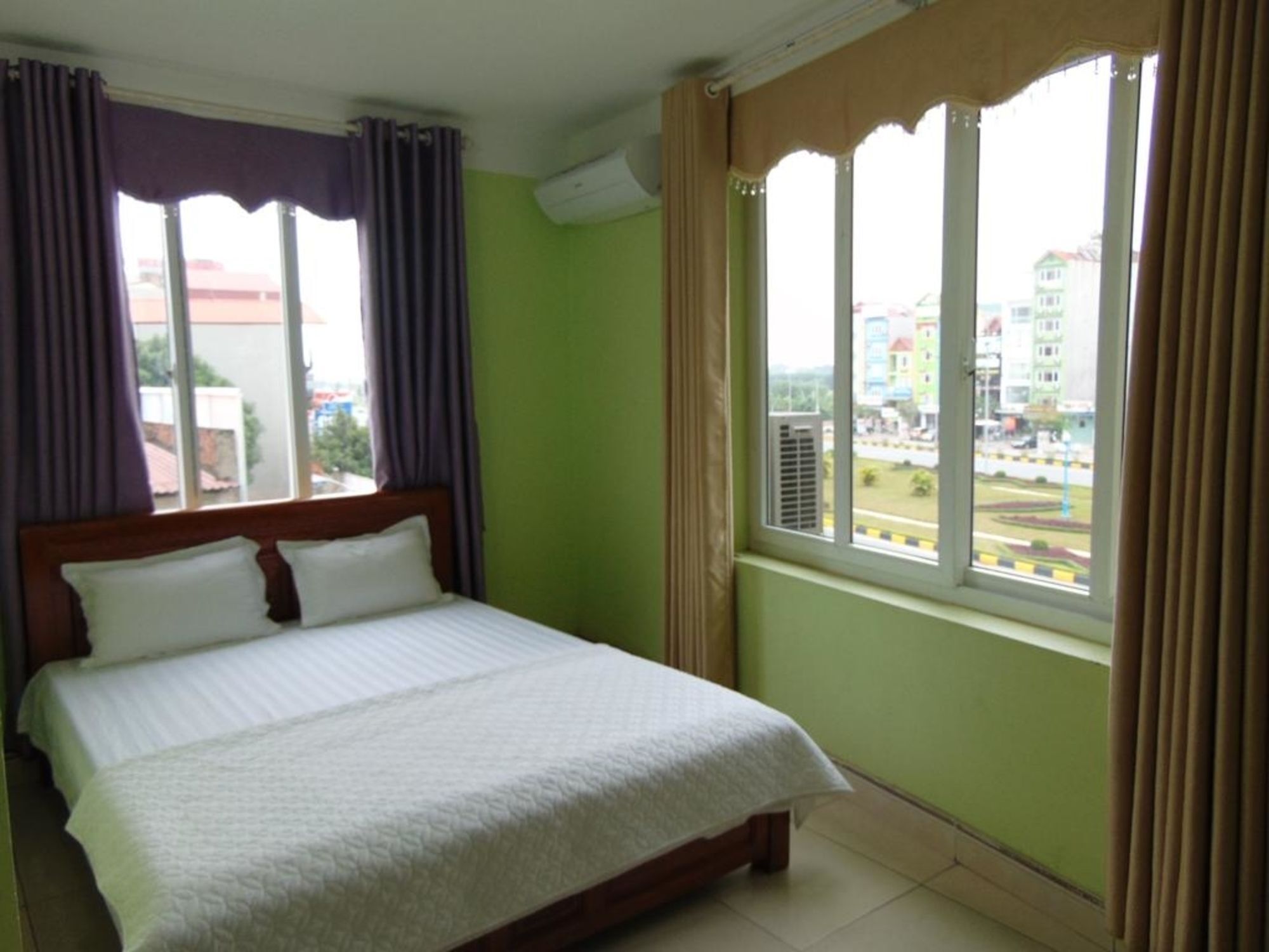 Noi Bai Golden Hotel Екстериор снимка