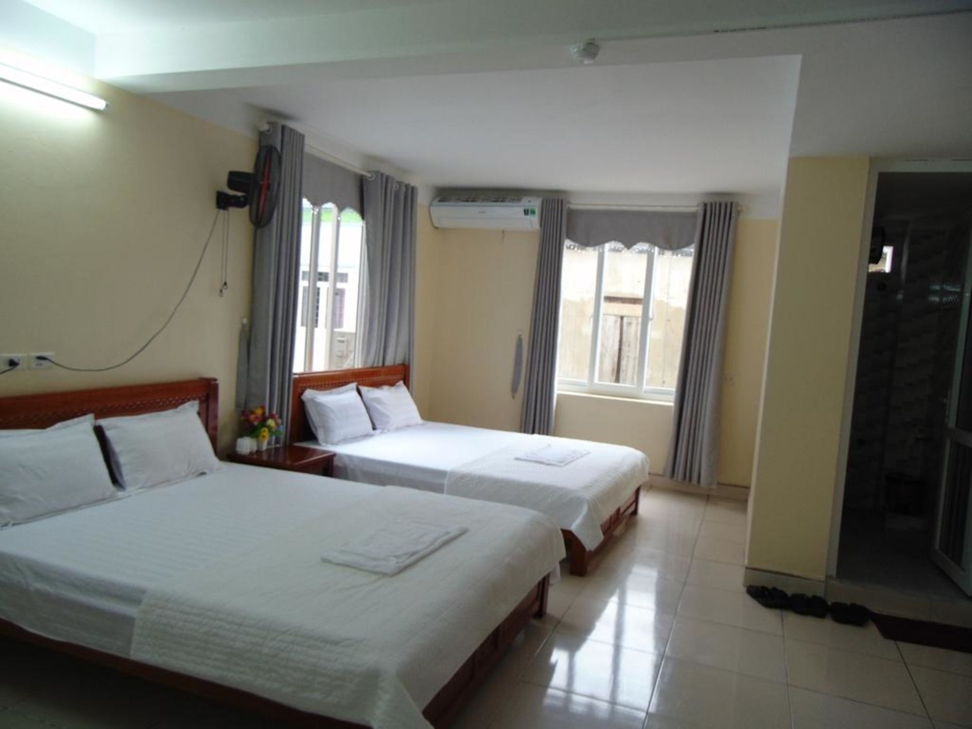 Noi Bai Golden Hotel Екстериор снимка